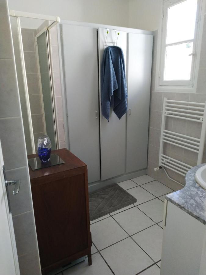 Chambre Cesar B&B- Au 1Er - Villa Chaumonty Périgueux Buitenkant foto