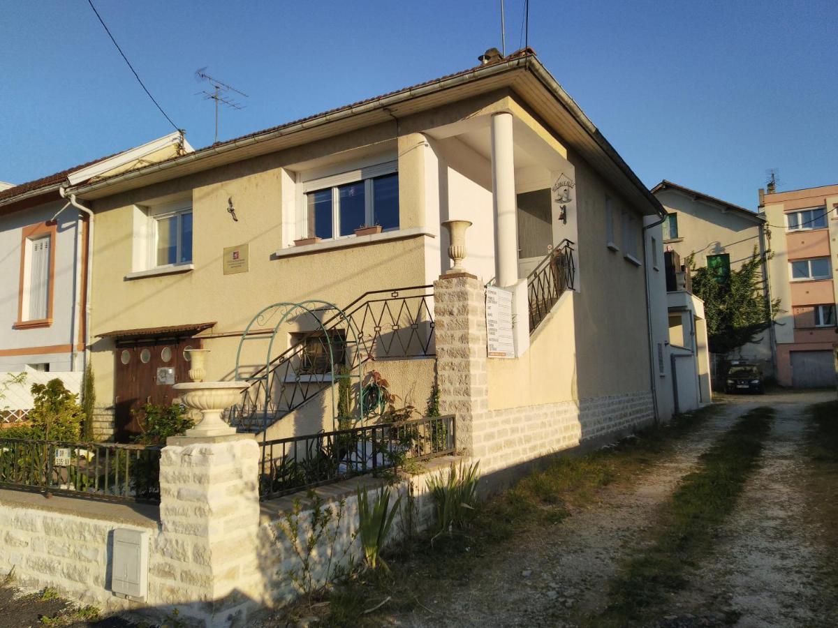Chambre Cesar B&B- Au 1Er - Villa Chaumonty Périgueux Buitenkant foto